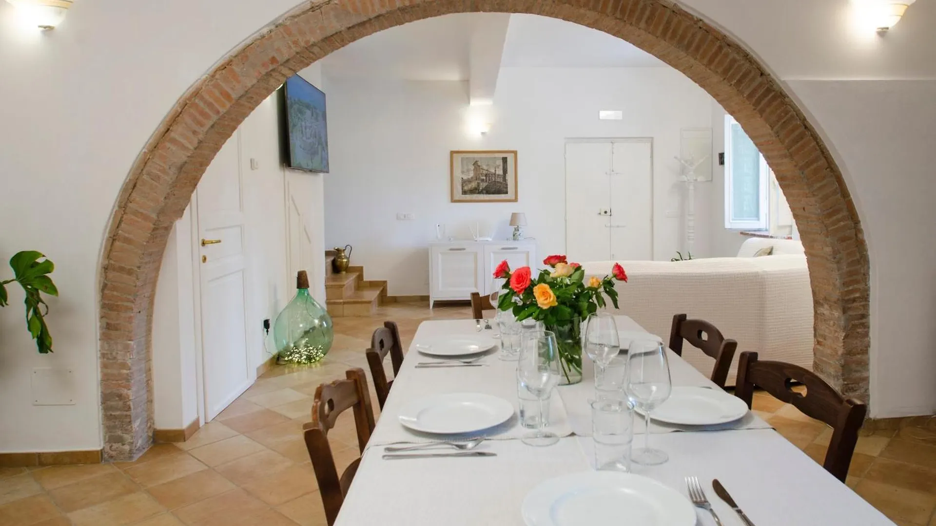 La Casa Delle Farfalle Chiusi 0*,  Italie